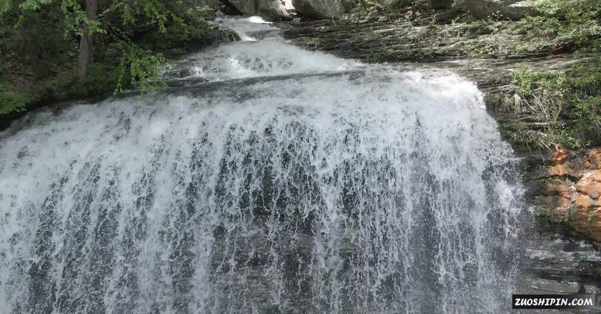 2253585|有关水河流生日瀑布4K视频素材插图